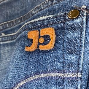 Sz 27 Joe's Jeans blue low rise flared med wash women's